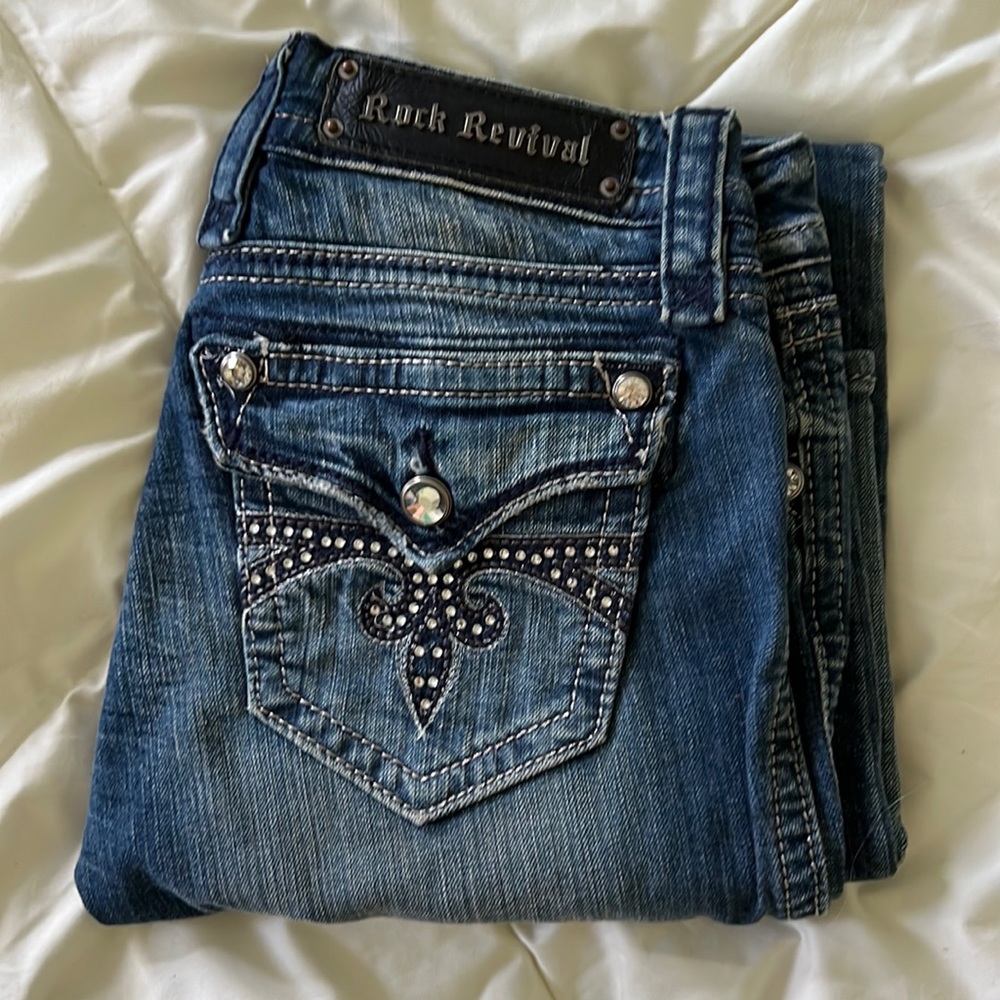 Rock Revival Sora Skinny Jeans. Sz 25. Distressed medium wash.